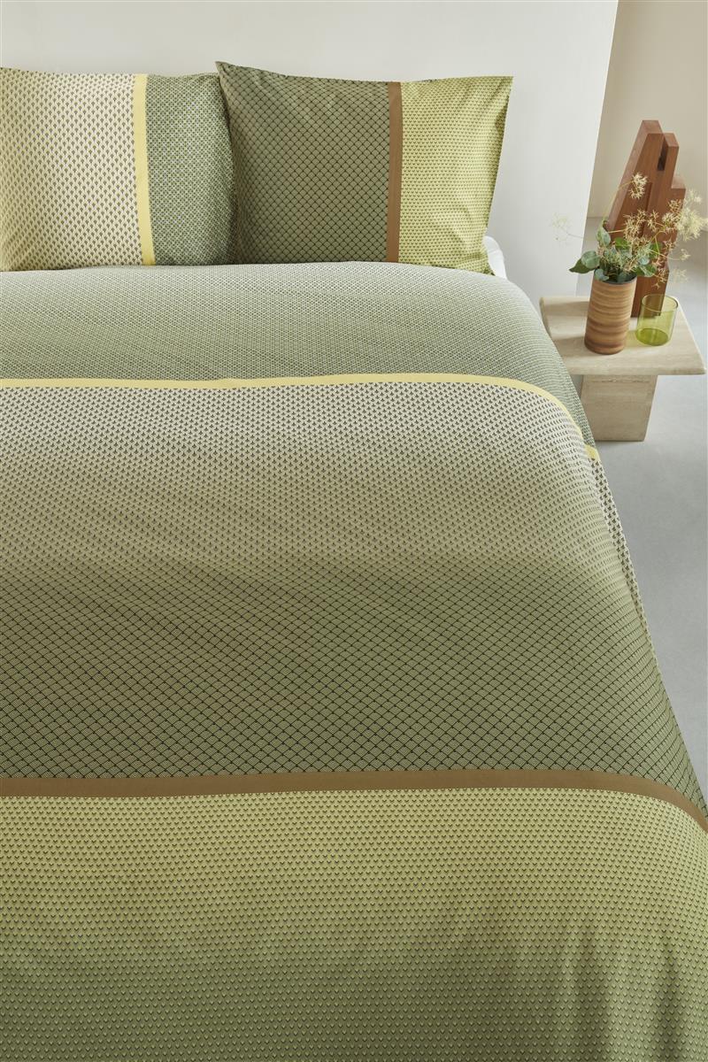 Alluring_Olive Green_NL_UV_140x200-220_60