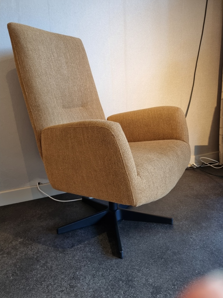 fauteuil maud leaf 06 gold2