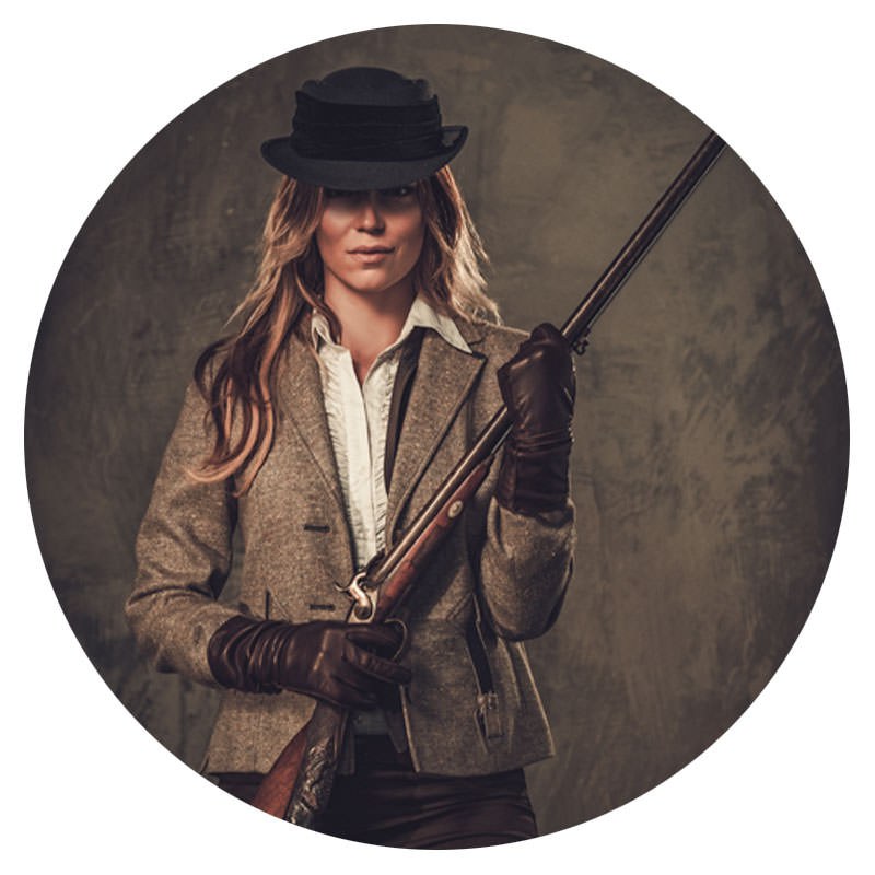 Muurcirkel-vrouw-met-shotgun-1