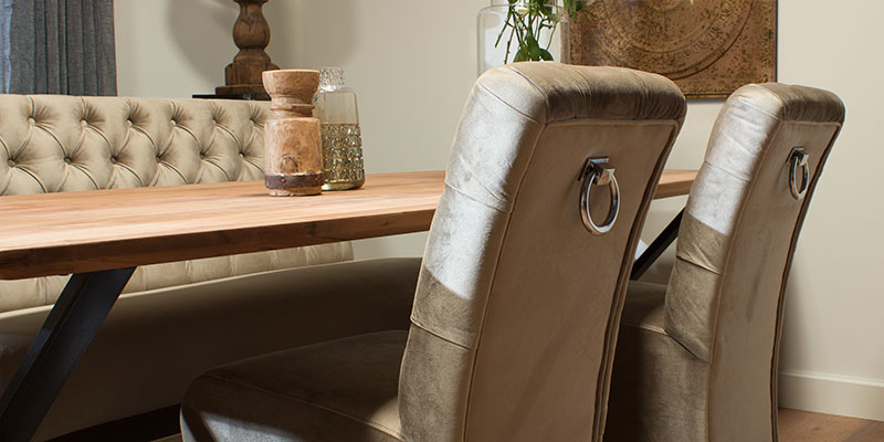 UrbanSofa-Toulouse-no-arms-Eetkamerfauteuil-close-up-2